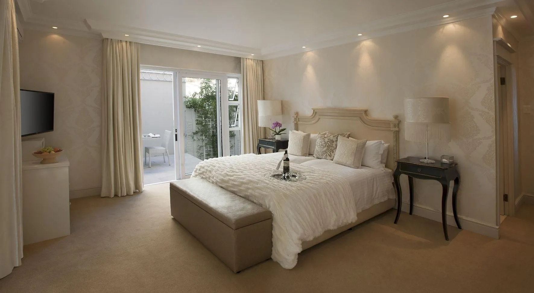 The Clarendon - Bantry Bay Hotel Cape Town