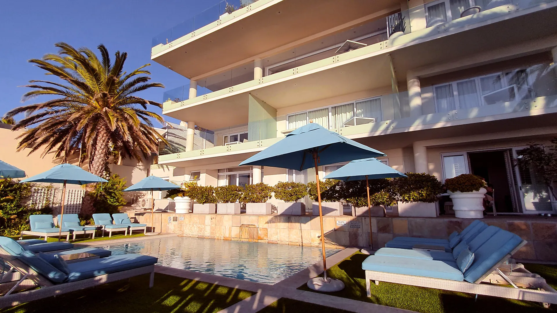 The Clarendon - Bantry Bay Hotel Cape Town