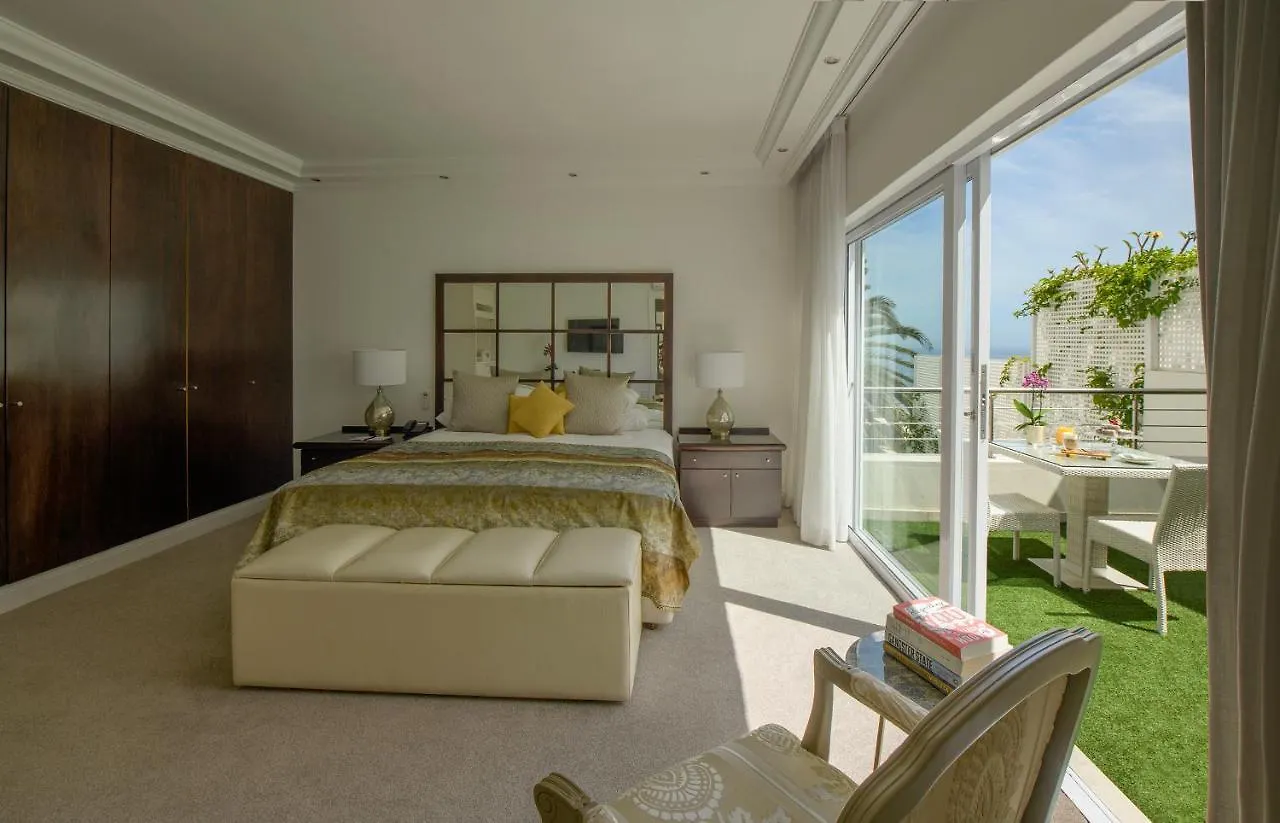 The Clarendon - Bantry Bay Hotel Cape Town